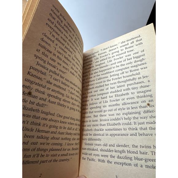 Sweet Valley High Super Edition First Edition First Print Book Spring Fever - Picture 10 of 10